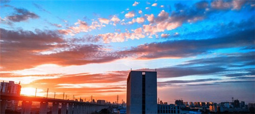 红唇冷锅串串香